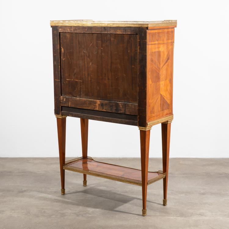Bild 5 zu Objekt, Small ladies' secretary in Louis XVI style, K-16A 61