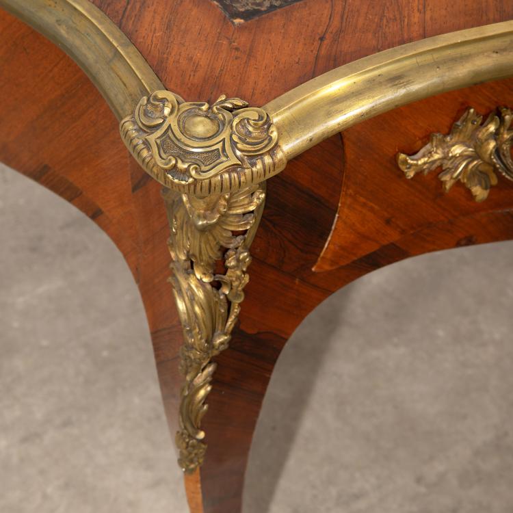 Bild 3 zu Objekt, Bureau plat im Stil Louis XV., K-16A 74