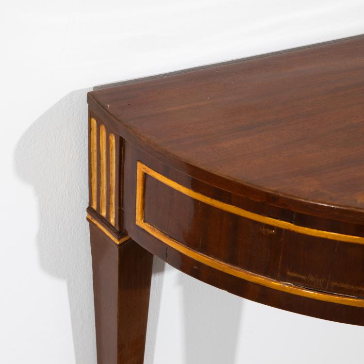 Bild 1 zu Objekt, Kleiner klassizistischer Demilune Konsoltisch, K-16A 28