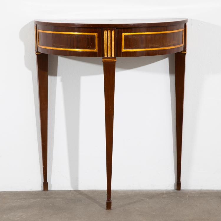 Bild 2 zu Objekt, Kleiner klassizistischer Demilune Konsoltisch, K-16A 28