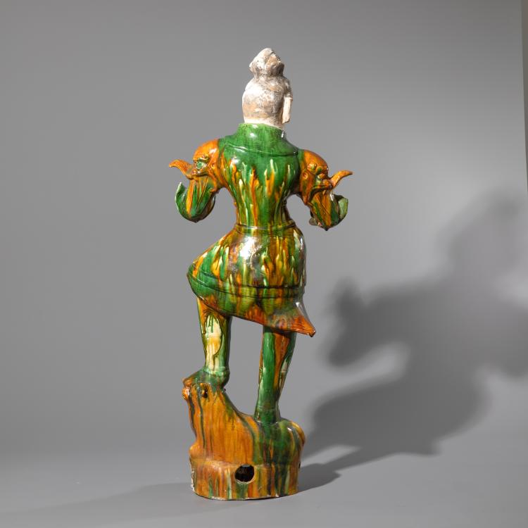 Bild 1 zu Objekt, Paar W&auml;chterfiguren (Lokapala) mit Sancai-Glasur, K-16A 6