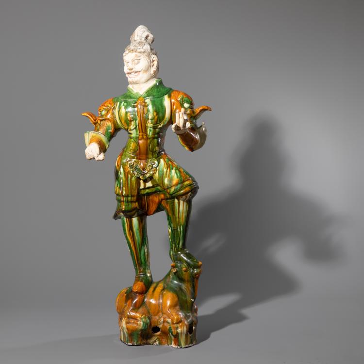 Bild 3 zu Objekt, Paar W&auml;chterfiguren (Lokapala) mit Sancai-Glasur, K-16A 6