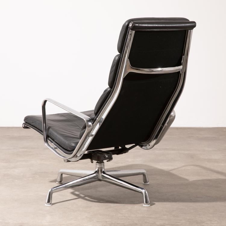 Bild 2 zu Objekt, Soft Pad Lounge Chair Modell EA 222 + Ottomane Modell 223, Charles & Ray Eames, Vitra, K-16O 71