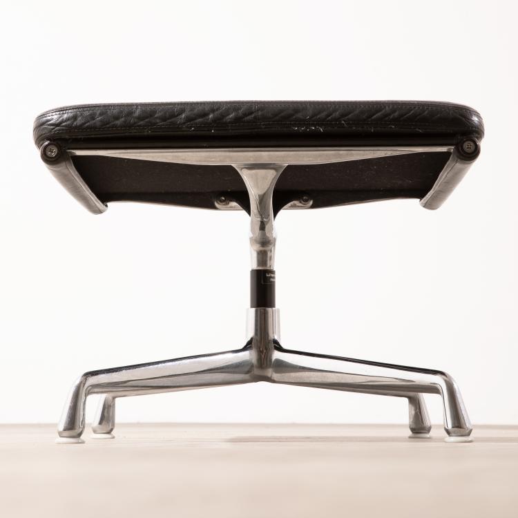Bild 6 zu Objekt, Soft Pad Lounge Chair Modell EA 222 + Ottomane Modell 223, Charles & Ray Eames, Vitra, K-16O 71