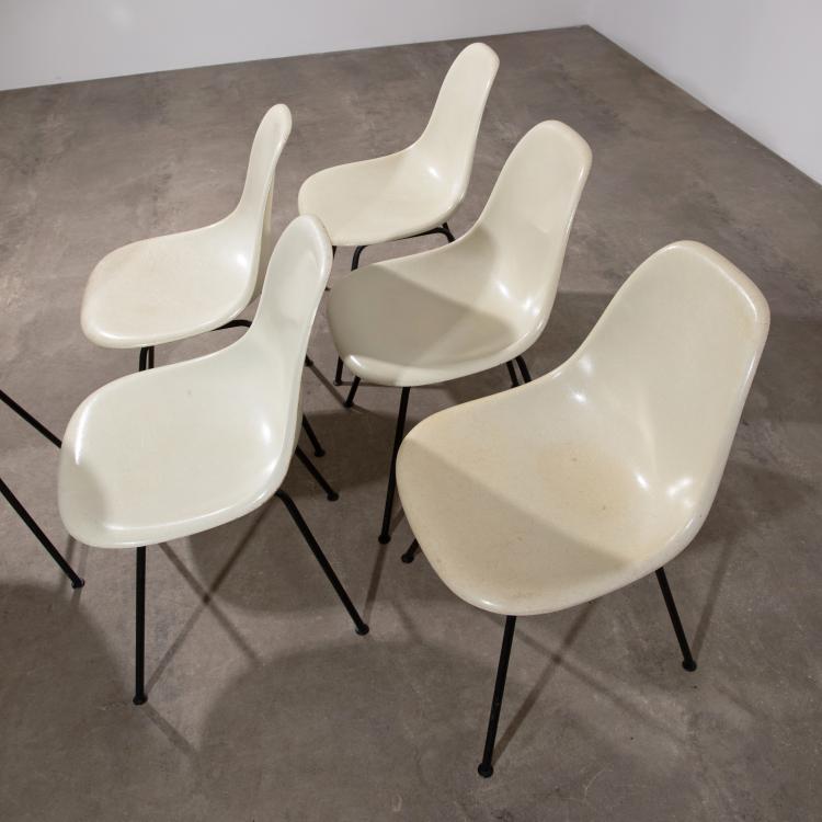 Bild 3 zu Objekt, 6 x fiberglass chairs model DSH, Charles & Ray Eames, Vitra, K-16O 22