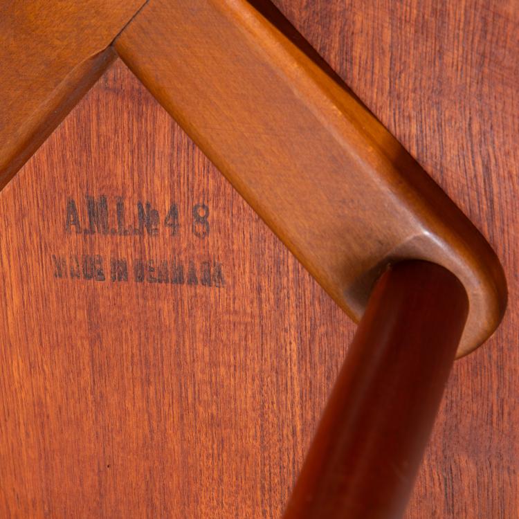 Bild 4 zu Objekt, Side table / coffee table model no. 48, A. Mikael Laursen, K-16O 25