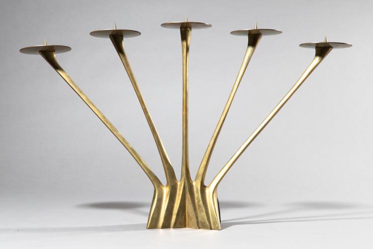 Bild 2 zu Objekt, Brass Candelabra, K-16O 29