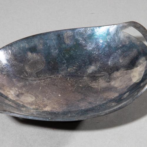 Bowl. Silver.
