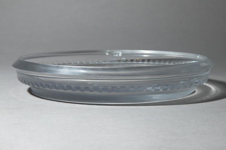 Bild 3 zu Objekt, Massiver Glasteller, K-16O 179