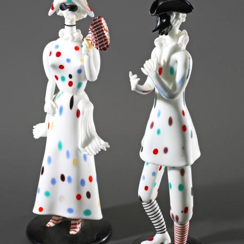 2 Figuren aus der Commedia dell'Arte, Arlecchino und Colombina