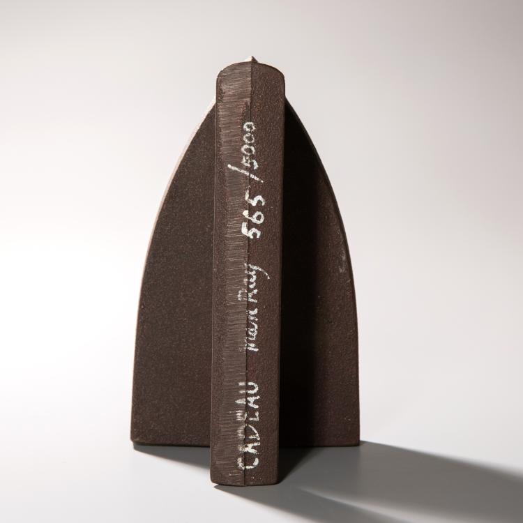 Bild 1 zu Objekt, 'Cadeau', 1921/1974, Man Ray, K-16B 334