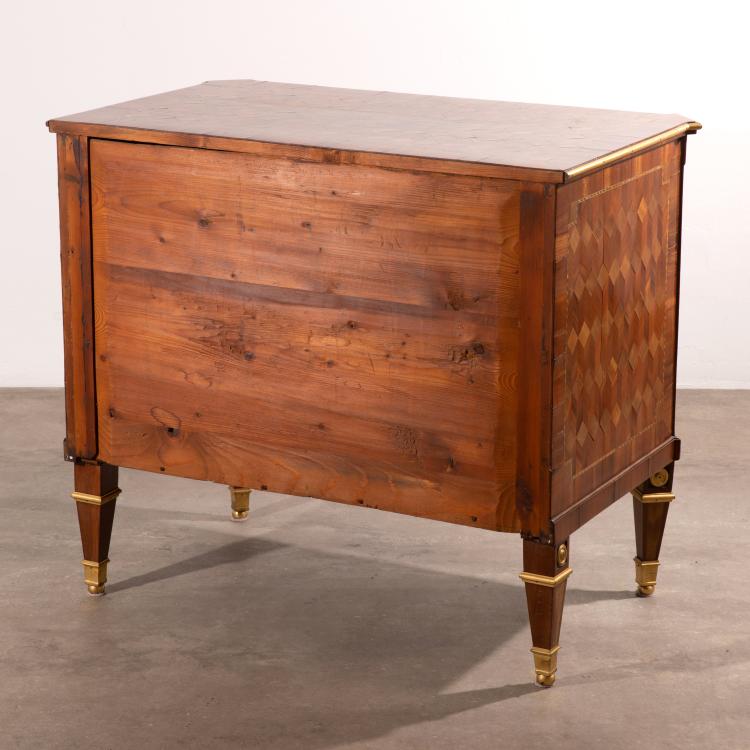 Bild 5 zu Objekt, Klassizistische Kommode, K-16A 23