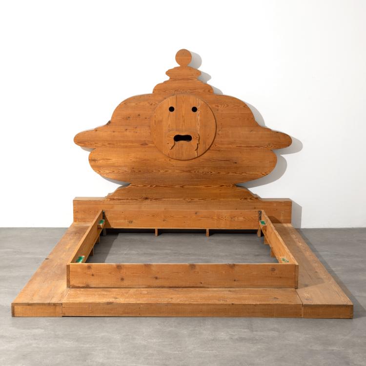 Bild 1 zu Objekt, Bett Modell La Bocca della Verit&agrave; aus der Mobili nella Valle Serie, Mario Ceroli, K-16B 728