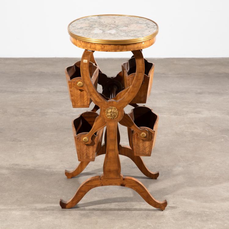 Bild 2 zu Objekt, Arbeitstischchen im Stil Louis XVI., K-16A 64