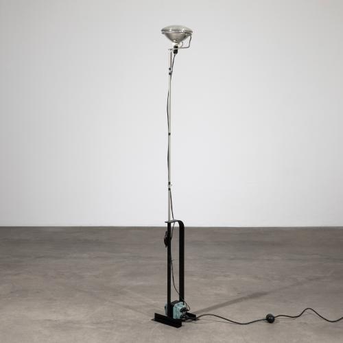 Stehleuchte Modell Toio