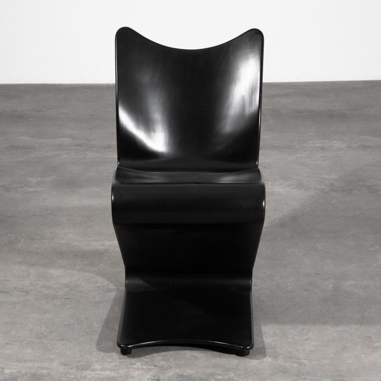 Bild 2 zu Objekt, Schichtholz Stuhl Modell S-Chair 275, Verner Panton, Thonet / Sommer, K-16B 702