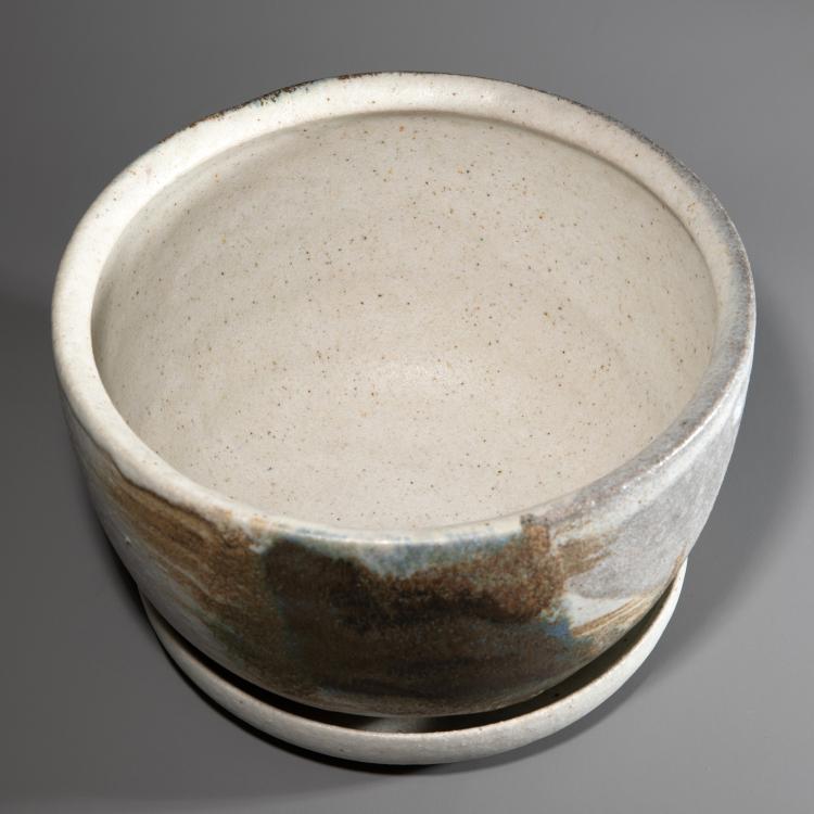 Bild 2 zu Objekt, Keramiktopf und flache Schale, K-16O 127