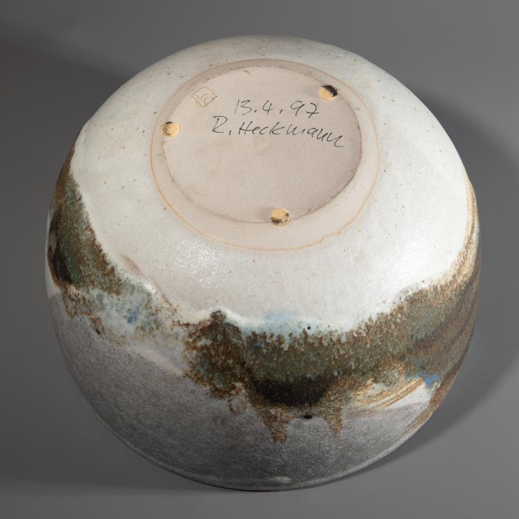 Bild 3 zu Objekt, Keramiktopf und flache Schale, K-16O 127