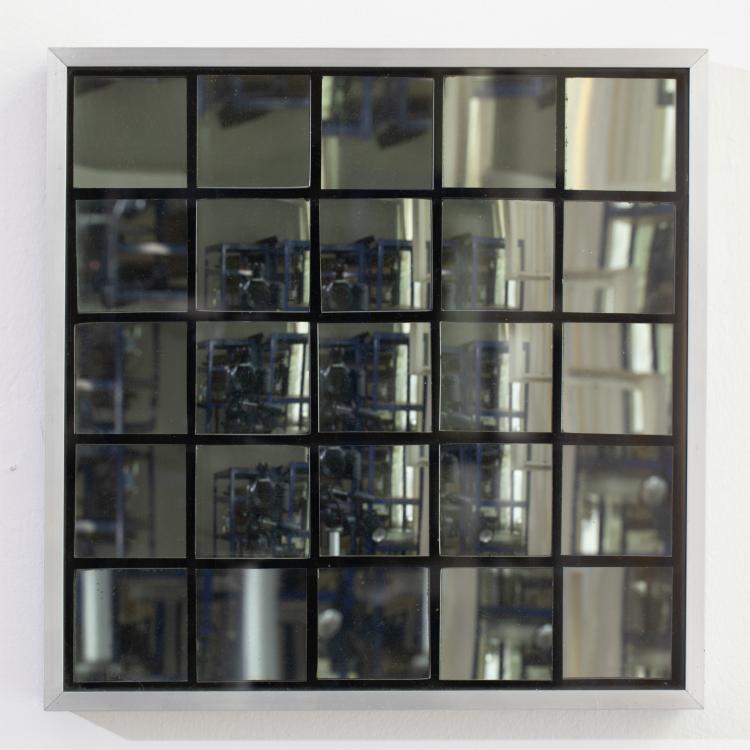 Bild 1 zu Objekt, Ohne Titel, 1978 (25 quadratische Spiegel), Adolf Luther, K-16B 415