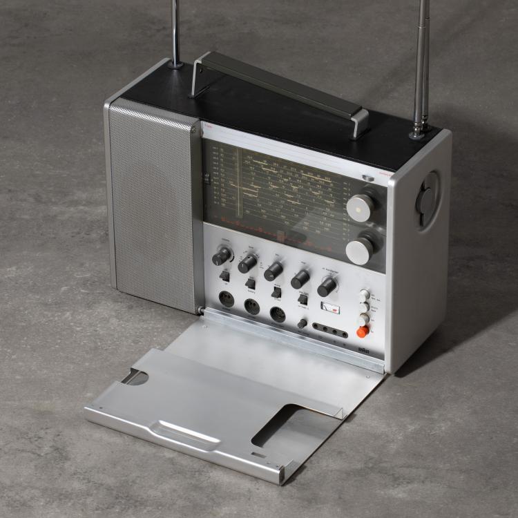 Hauptbild zu Objekt, Weltenempf&auml;nger Modell Station T 1000, Dieter Rams, Braun, K-15O 28
