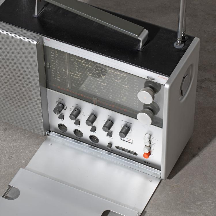 Bild 2 zu Objekt, Weltenempf&auml;nger Modell Station T 1000, Dieter Rams, Braun, K-15O 28