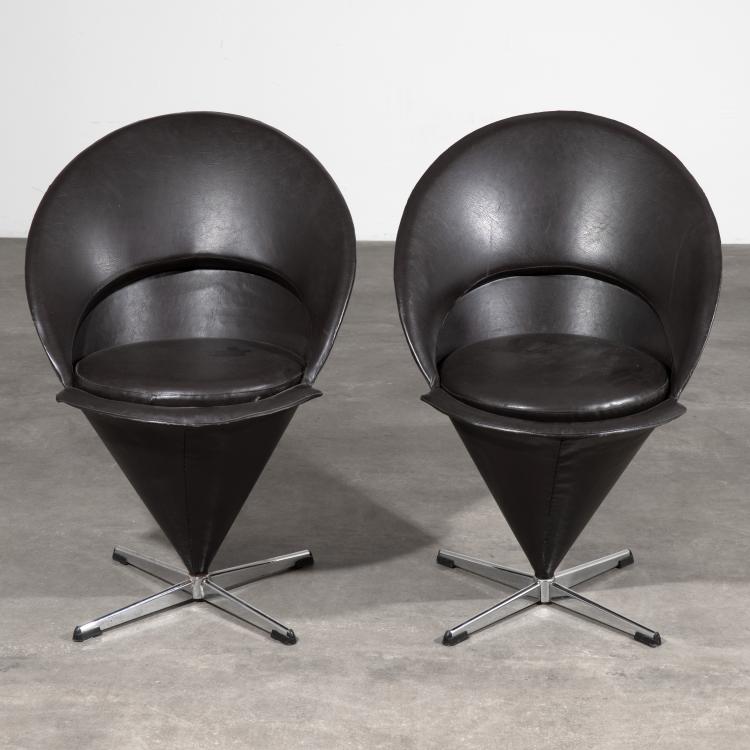 Bild 1 zu Objekt, 2 Cone Chairs / T&uuml;tenst&uuml;hle, Verner Panton, Gebr&uuml;der Nehl, K-16O 42