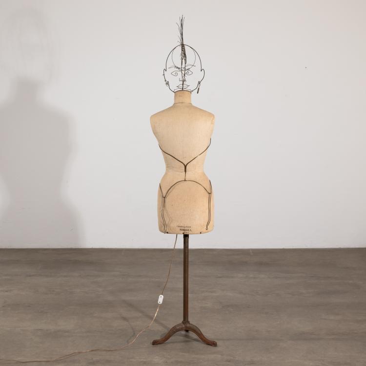 Bild 4 zu Objekt, Kinetic Figurine, 2000, K-16B 458