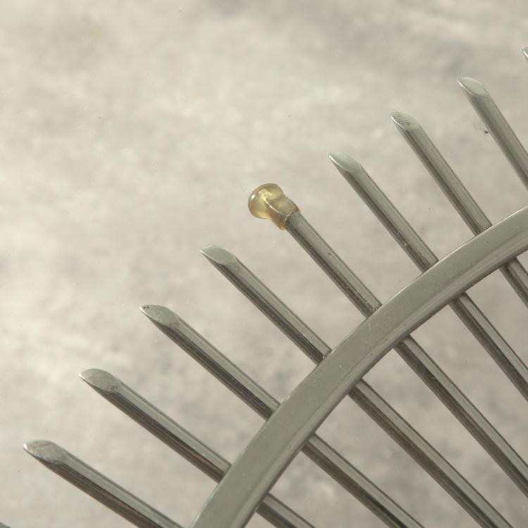 Bild 3 zu Objekt, Esstisch aus der Wire Group, Warren Platner, Knoll International, K-16B 654