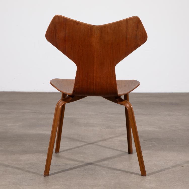 Bild 3 zu Objekt, Schichtholz Stuhl Modell Grand Prix, Arne Jacobsen, Fritz Hansen, K-16O 109