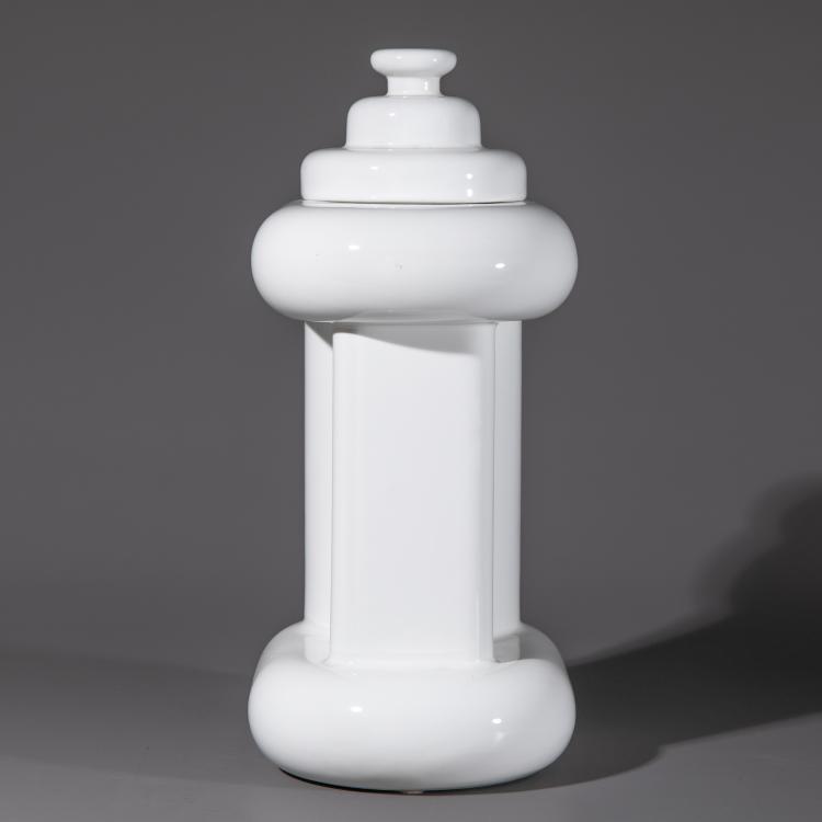 Bild 3 zu Objekt, Limitierte Kanne Modell Cherries aus der Indian Memories Serie, Ettore Sottsass, Anthologie Quartett, Bad Essen; Sarri, Alessio, K-16B 768