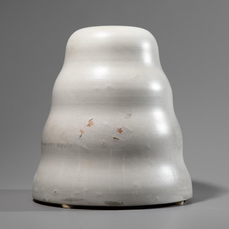 Bild 1 zu Objekt, Fr&uuml;he, seltene gro&szlig;e Vase Modell 623 aus der Serie 'Ceramiche di Fumo', Ettore Sottsass, Bitossi, Montelupo;i Il Sestante, Mailand, K-16B 774