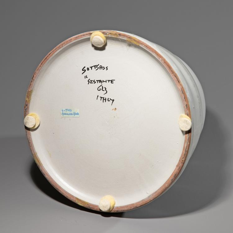 Bild 3 zu Objekt, Fr&uuml;he, seltene gro&szlig;e Vase Modell 623 aus der Serie 'Ceramiche di Fumo', Ettore Sottsass, Bitossi, Montelupo;i Il Sestante, Mailand, K-16B 774