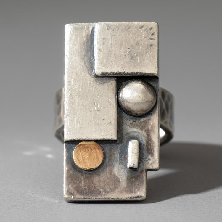 Bild 1 zu Objekt, Kubistischer Ring, um 1935, Jean Despr&eacute;s, Despr&eacute;s, Jean, Avallon, K-16A 148