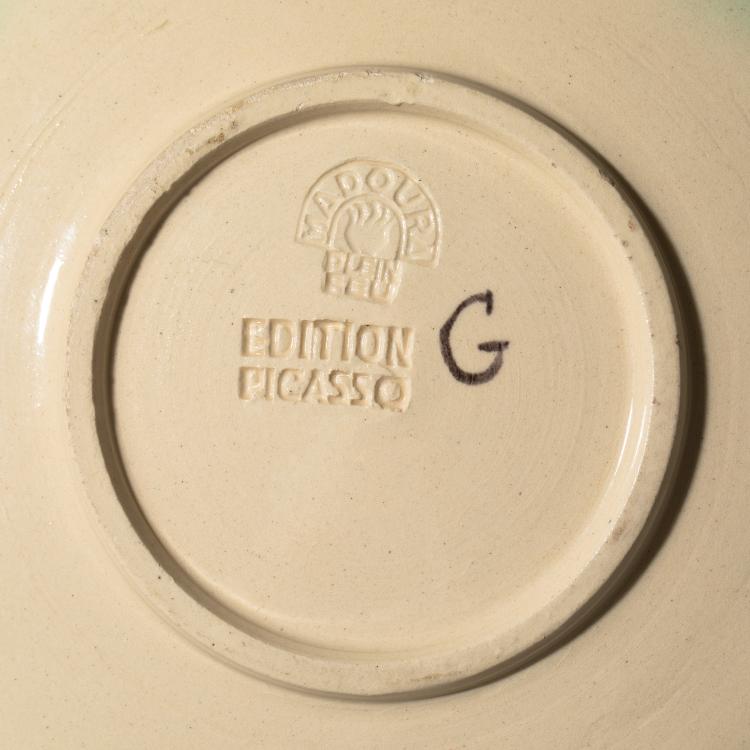 Bild 3 zu Objekt, Teller aus dem Service 'Visage Noir', 1948, Pablo Picasso, K-16B 371