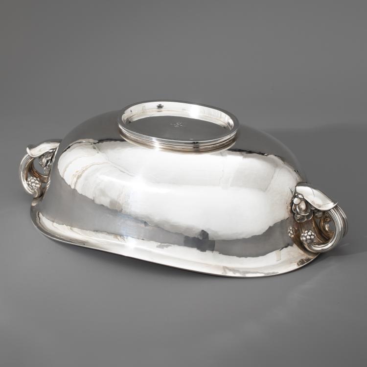 Bild 4 zu Objekt, Gro&szlig;e Silberschale, Modell '650', Harald Nielsen, Georg Jensen, K-16A 127