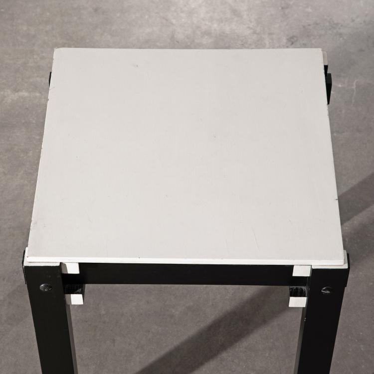 Bild 3 zu Objekt, Hocker Modell Military Stool von H. G. M. G.A.v.d. Groenekan, Gerrit Rietveld, H. G. M. G.A.v.d. Groenekan, K-16B 624