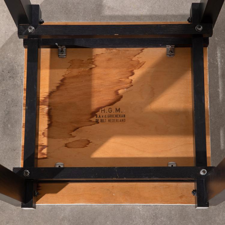 Bild 4 zu Objekt, Hocker Modell Military Stool von H. G. M. G.A.v.d. Groenekan, Gerrit Rietveld, H. G. M. G.A.v.d. Groenekan, K-16B 624