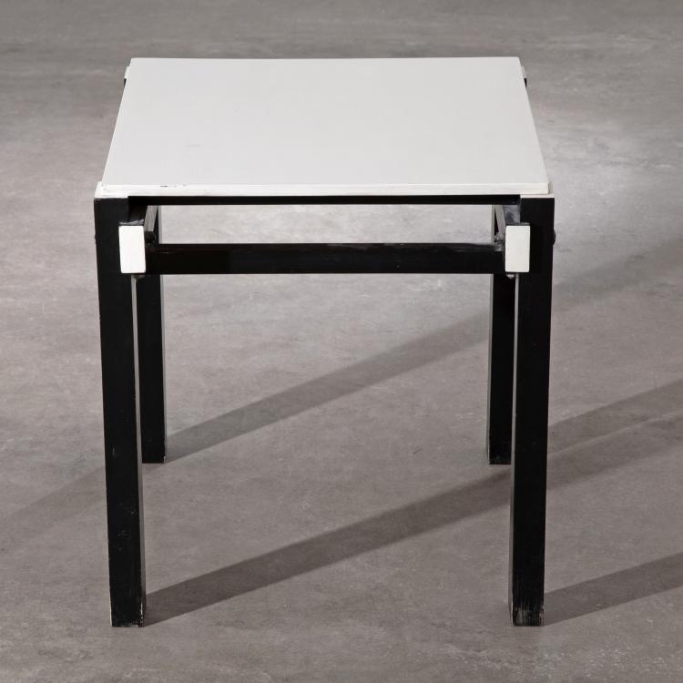 Bild 2 zu Objekt, Hocker Modell Military Stool von H. G. M., G. A. van de Groenekan, Gerrit Rietveld, H. G. M., G. A. v.d. Groenekan, K-16B 625