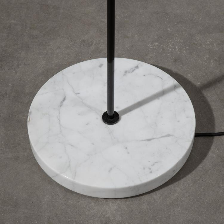 Bild 1 zu Objekt, 2 Stehleuchten Modell Snow, Vico Magistretti, O-luce, K-16B 741