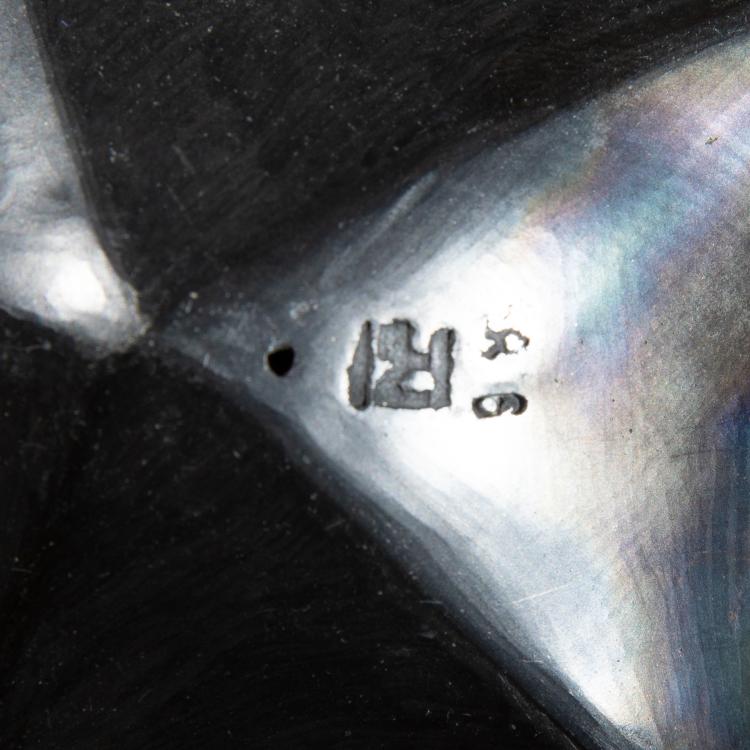 Bild 4 zu Objekt, Zwei schwarze Plastiken, K-16A 256