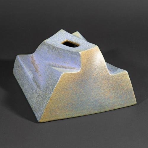 Gekantete Vase