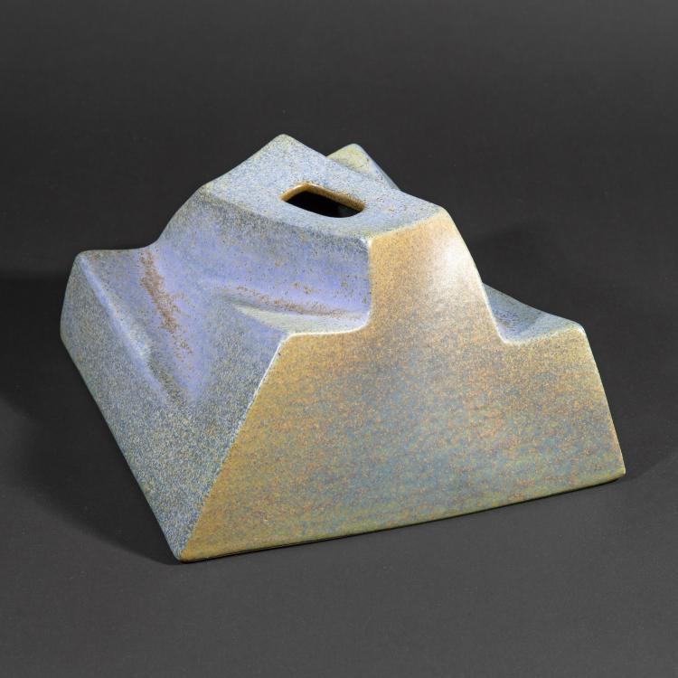 Hauptbild zu Objekt, Gekantete Vase, K-16A 246