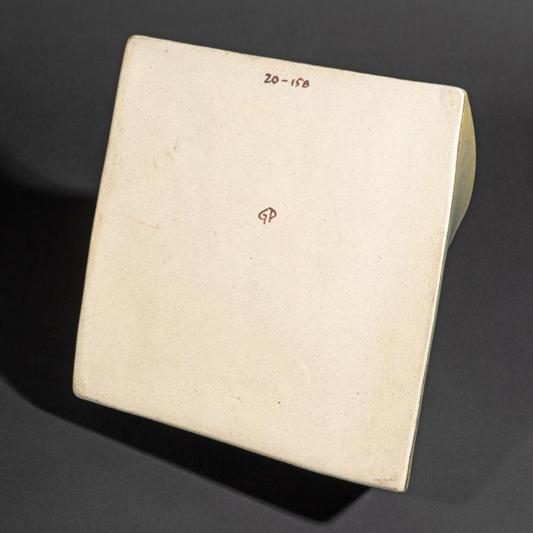 Bild 3 zu Objekt, Gekantete Vase, K-16A 246