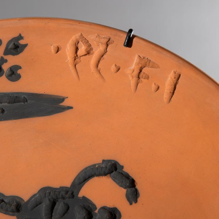 Bild 1 zu Objekt, Gro&szlig;er Teller 'Cogida' aus der Serie 'Tauromachie' 1959, Pablo Picasso, K-16B 366