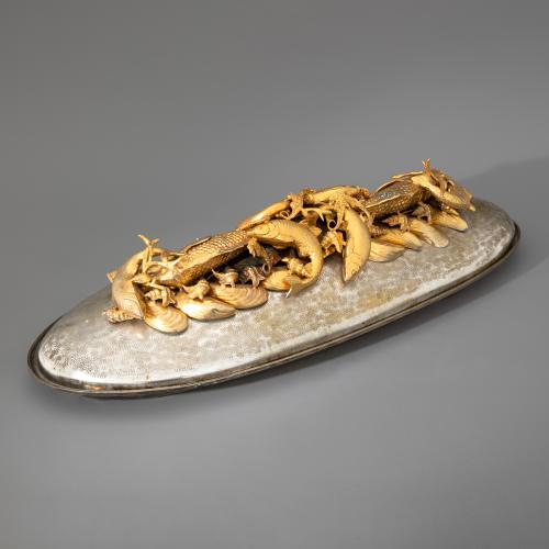 Große Servierschale mit Meeresfrüchten