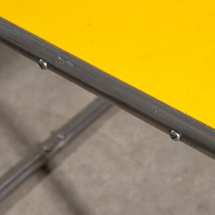 Bild 1 zu Objekt, Beistelltisch / Hocker Modell B 9, Marcel Breuer, wohl Estler GmbH, K-16B 555