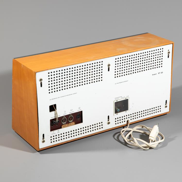 Bild 3 zu Objekt, Tischradio Modell RT 20 / Tischsuper RC 31, Dieter Rams, Braun, K-16B 571
