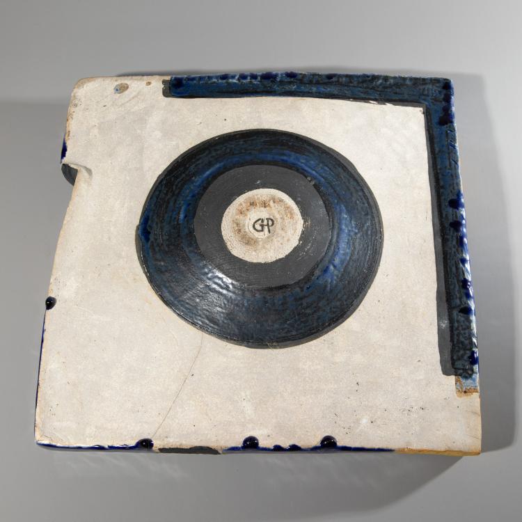 Bild 4 zu Objekt, Schale mit Kugel, K-16A 265