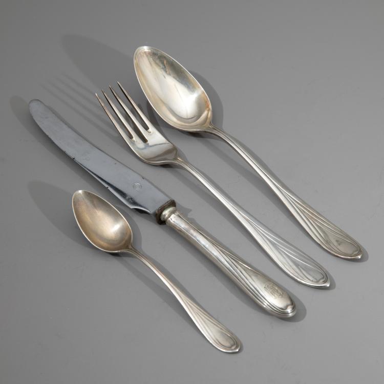 Bild 1 zu Objekt, 35 Besteckteile, Modell '3001', Hans Christiansen, K-16A 98