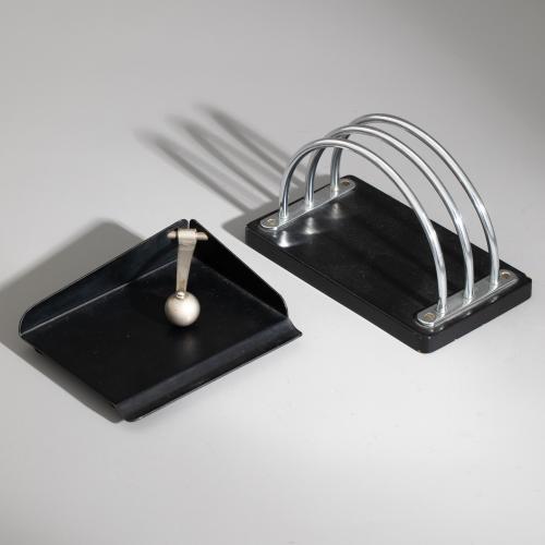 Two-piece desk set, letter holder + note box (corner notepad)